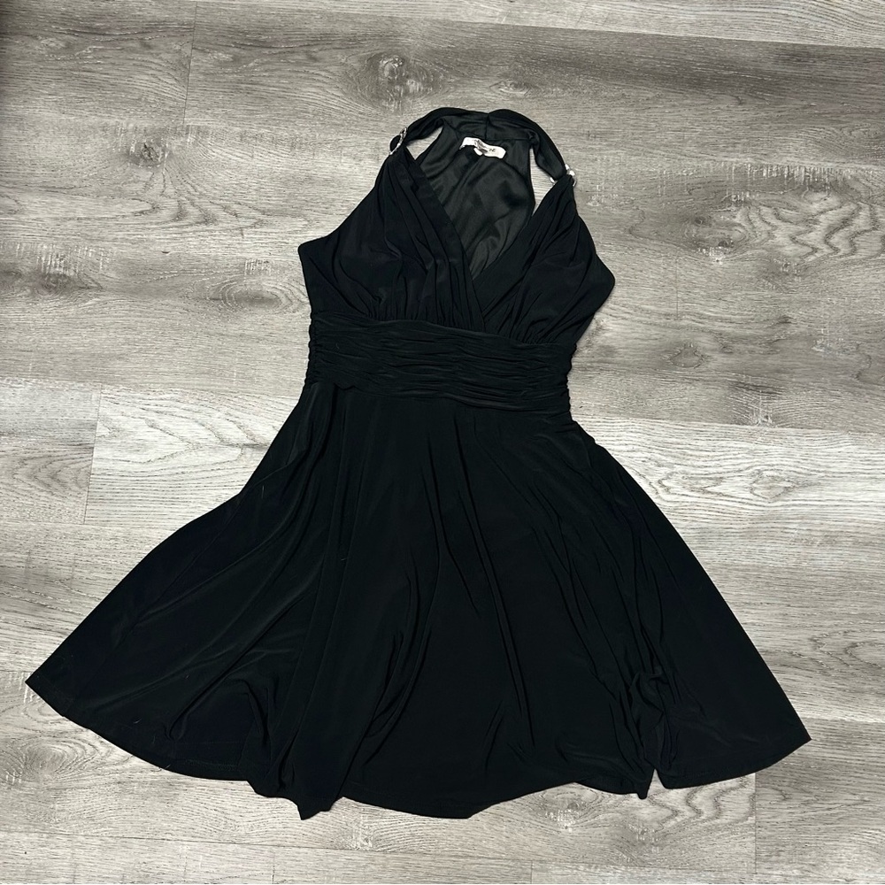 Evan Picone Black Sleeveless Halter Fit and Flare Dress. size 10
